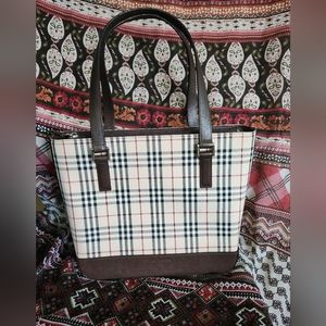 Burberry Nova Check Tote Bag in Beige Nylon Tote